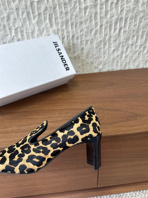 20251127171421107 340